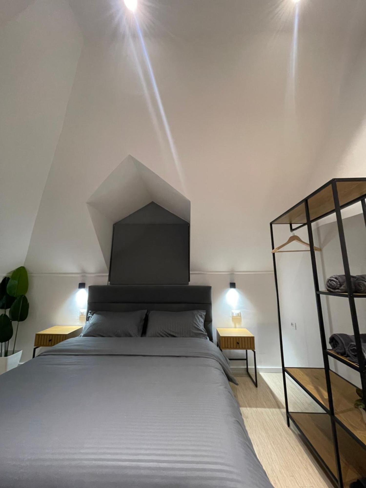 Pog Apartments ติรานา ภายนอก รูปภาพ